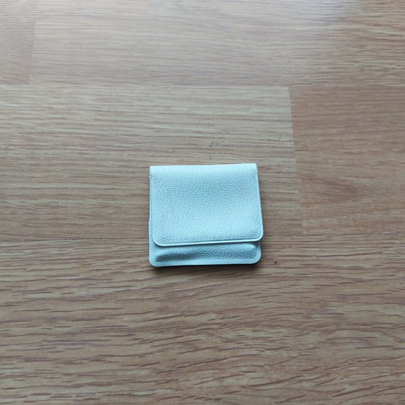 Vintage Bobby Pins w/ Case - Picture 3 of 4